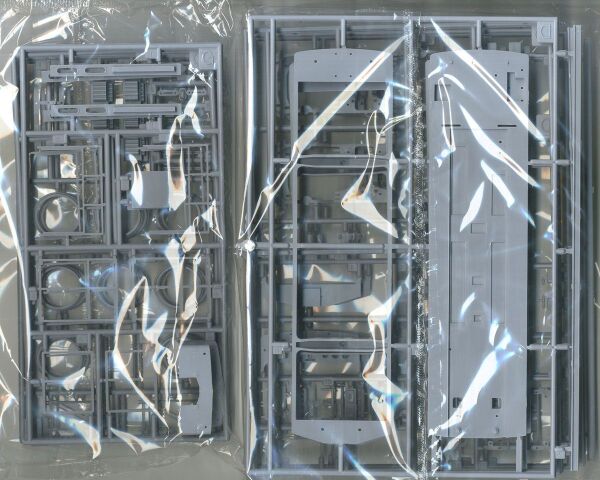 1/50 J.N.R. Direct Current Electric Locomotive EH10