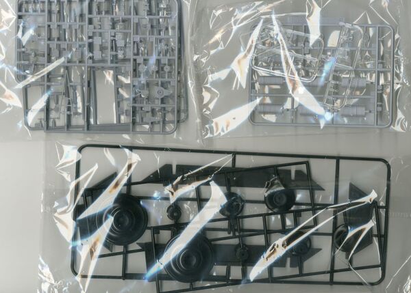 1/350 I.J.N. Anti Aircraft Cruiser Isuzu