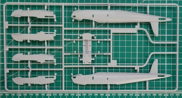 1/72 De Havilland Mosquito B.XVI (YENİ KALIP)