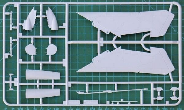 1/72 English Electric Lightning F.2A   (YENİ KALIP)