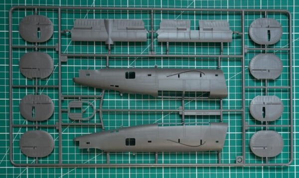1/72 Consolidated B-24H Liberator (YENİ KALIP)
