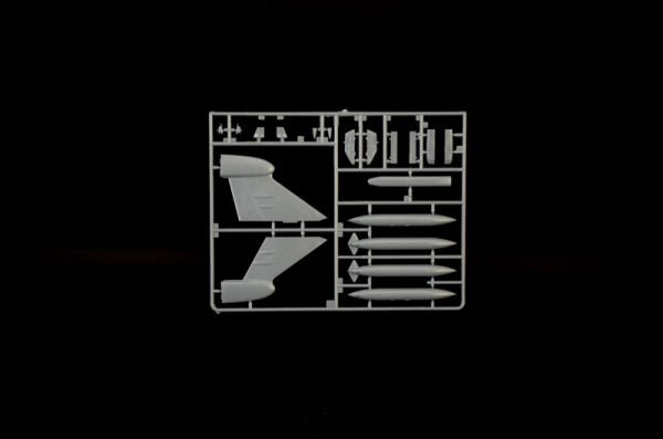 1/72 EF-111 A  Raven