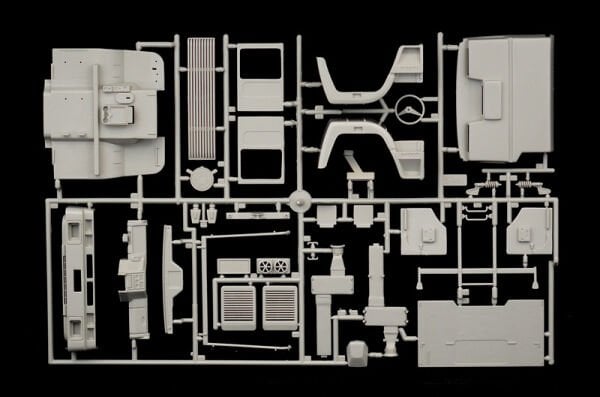 1/24 Iveco TURBOSTAR 190.48 reefer truck