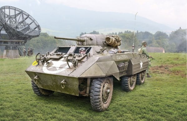 1/35  M8 Greyhound