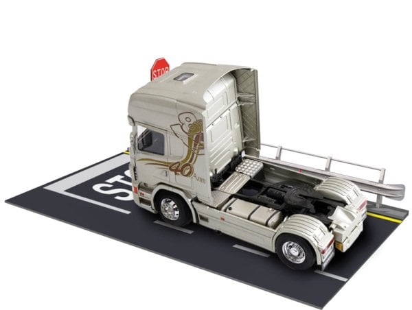 1/24  Guard Rail & Road Section for display