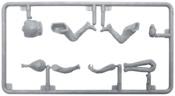 1/35 SOVIET SOLDIERS TAKING A BREAK