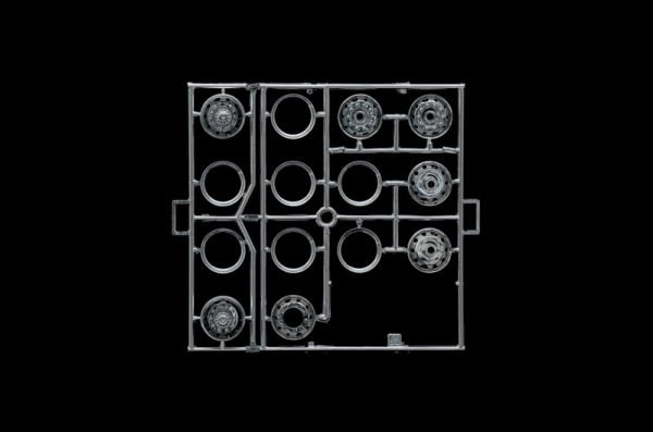 1/24   Scania R730 V8 Topline “Imperial”
