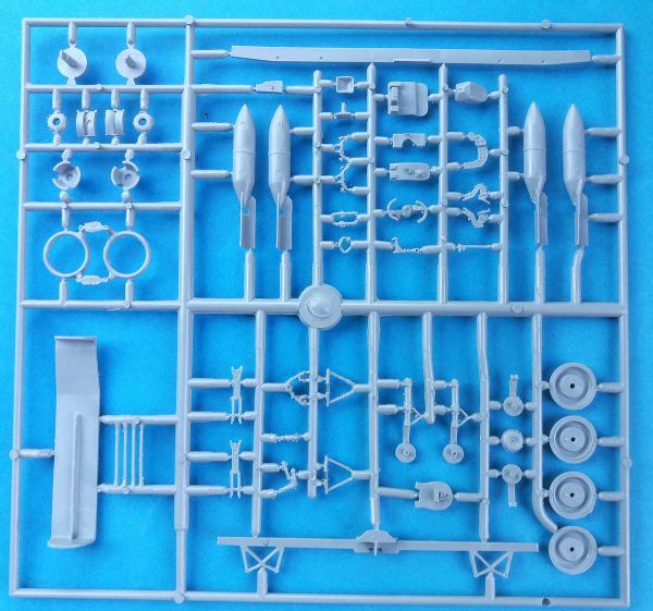 1/72  TU-2T SOVIET TORPEDO PLANE