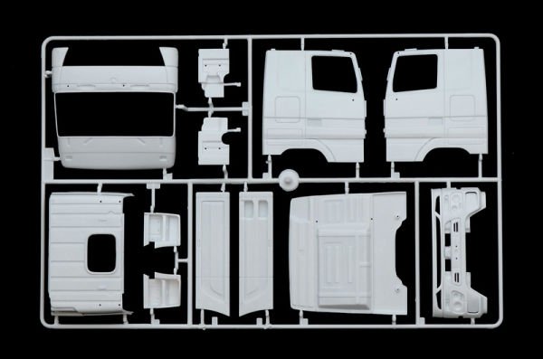 1/24   Mercedes - Benz Actros MP3