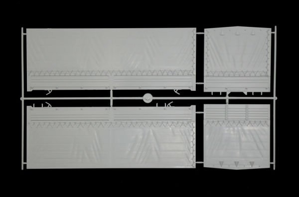 1/24  MAGIRUS-DEUTZ 360M19 CANVAS