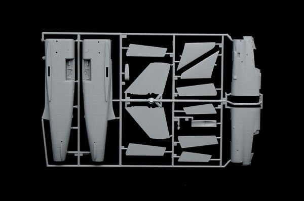 1/48    A-7E CORSAIR II