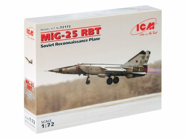 1/72  MIG-25 RBT SOVIET RECONNAISSANCE PLANE