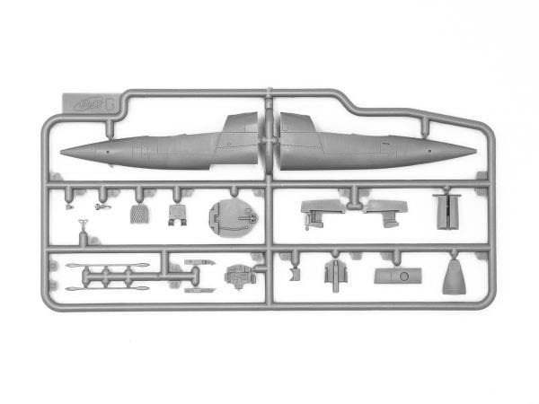 1/72 MIG-25RU SOVIET TRAINING AIRCRAFT