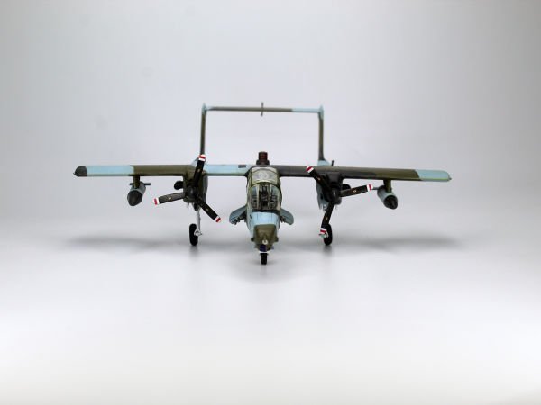 1/72 OV-10D +BRONCO US ATTACK AND OBSERVATION AIRCRAFT