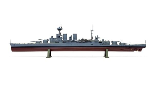 1/600 HMS. HOOD