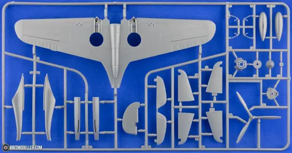 1/48 Curtiss Tomahawk Mk.II (TÜRK DEKALİ  DAHİLDİR)