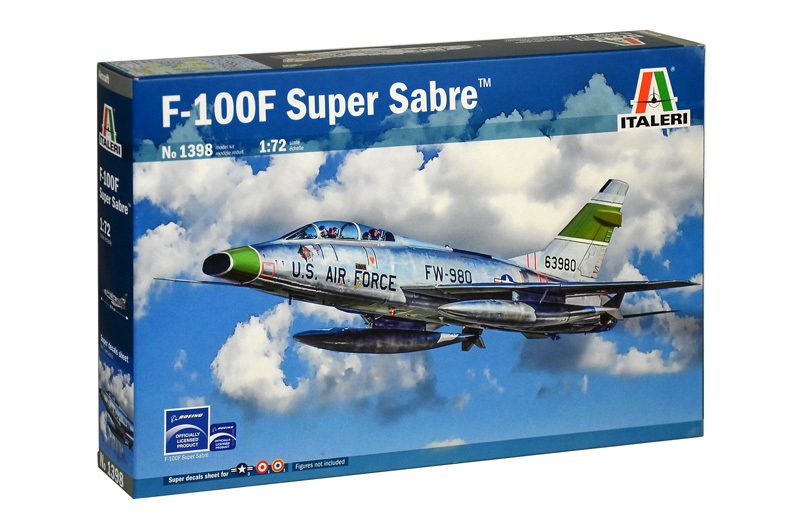 1/72  F-100F SUPER SABRE