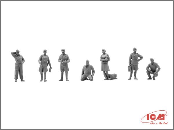 1/48 Soviet Air Force Pilots and Ground Personnel (1943-1945) 7 figures – staff officer, 2 pilots, 3 mechanics, military servicewomen
