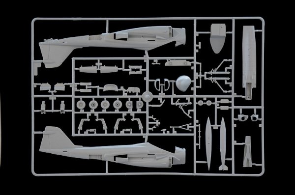 1/72   KA-6D INTRUDER