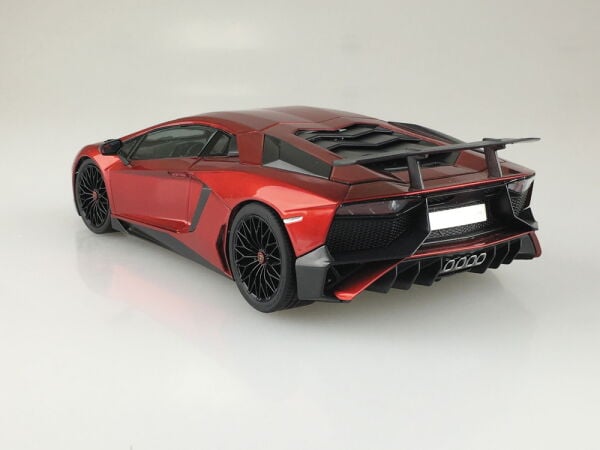 1/24 '15 Lamborghini Aventador SV