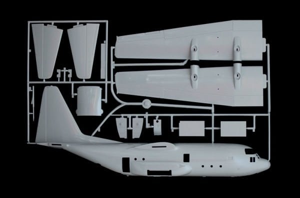 1/72   MC-130E HERCULES COMBAT TALON l
