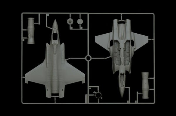 1/72   F - 35A Lightning ll