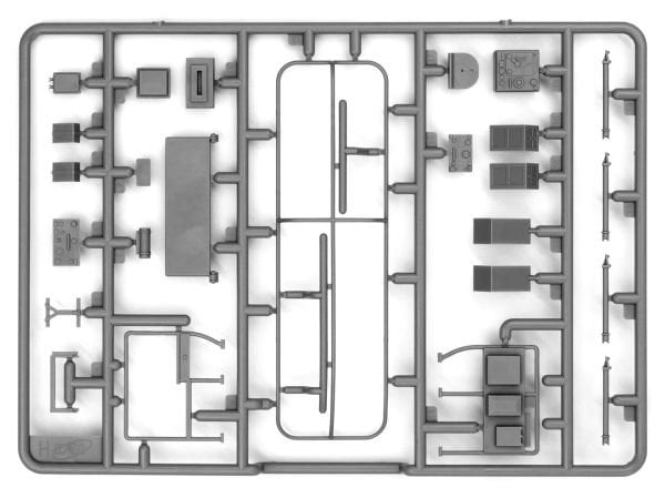1/35 ‘Beobachtungspanzerwagen’ Sd.Kfz.251/18 Ausf.A WWII German Observation Vehicle with crew
