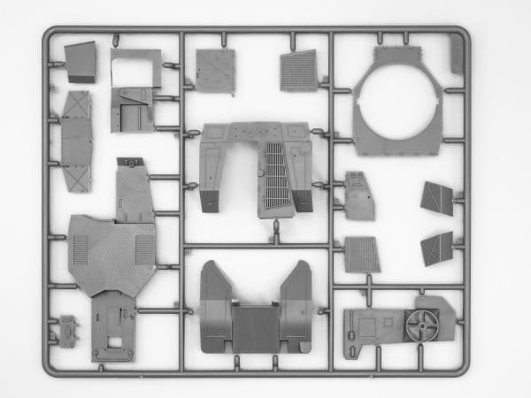 1/35 Panzerspähwagen P 204 (f) WWII German Armoured Vehicle