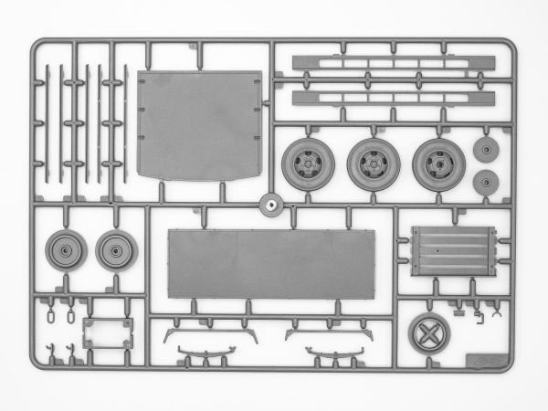 1/35 V3000S/SS M Maultier with Shelter WWII German Ambulance Truck