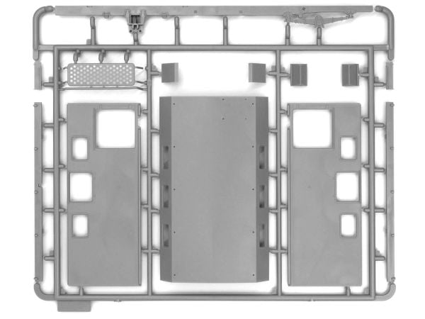 1/35 ZiL-131 Emergency Truck Soviet Vehicle