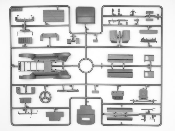 1/35  Model T 1917 LCP with Vickers MG WWI ANZAC Car