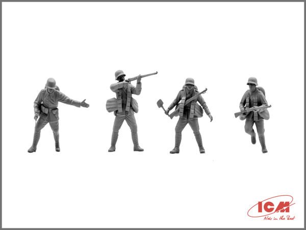 1/35 German Assault Troops (1917-1918) 4 figures – 1 unterofficer, 3 soldiers