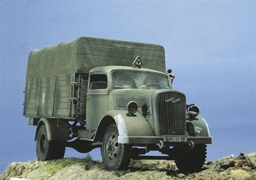 1/35  OPEL BLITZ