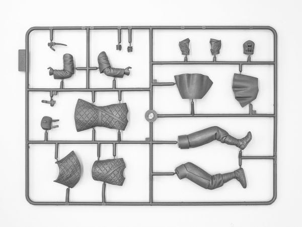 1/16 Viking (IX century) Includes 31 parts