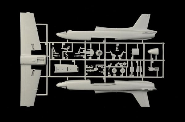 1/48   MB-326
