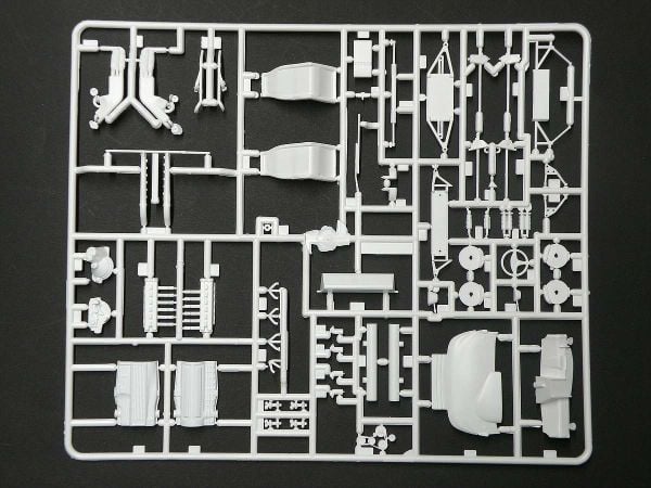 1/24  BUGATTI EB 110