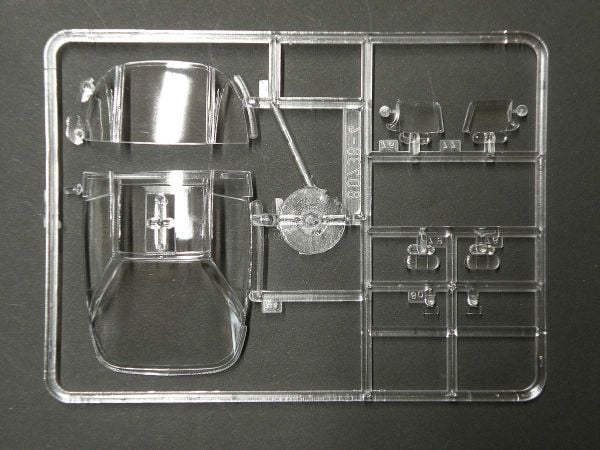 1/24  BUGATTI EB 110