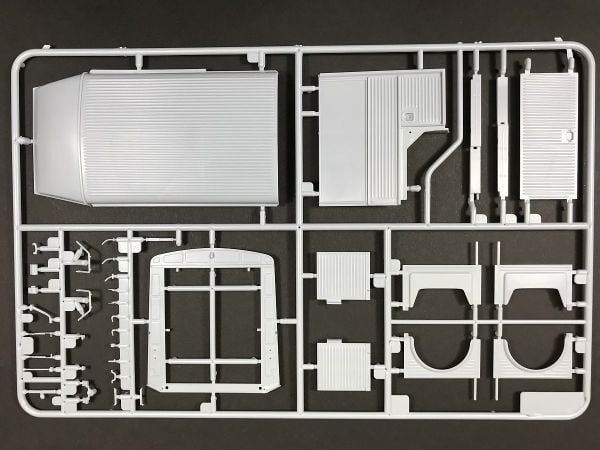 1/24 CITROEN HY 1957/1964 (YENİ KALIP)