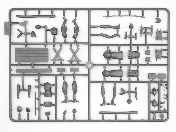 1/35 Soviet Military Servicewomen (1939-1942) 4 figures