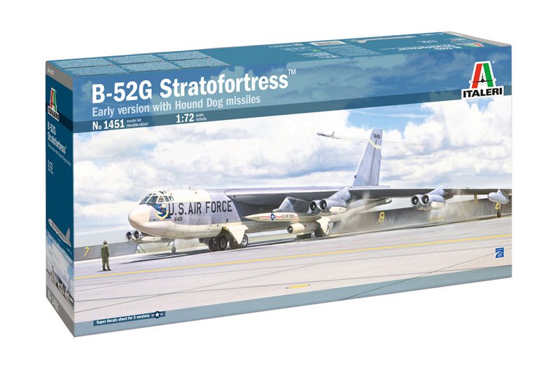 1/72    B-52G Stratofortress Early version with Hound Dog Missiles