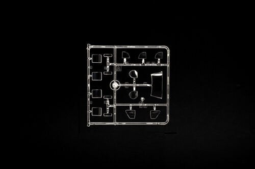 1/48 UH - 60 / MH - 60 BLACK HAWK