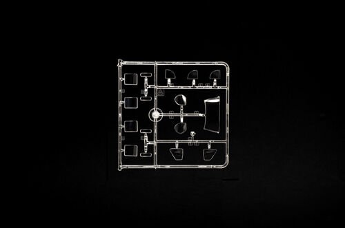 1/48 UH - 60 / MH - 60 BLACK HAWK