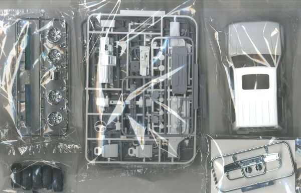 1/24 Mitsubishi V24WG PAJERO METAL TOP WIDE XR-II '91