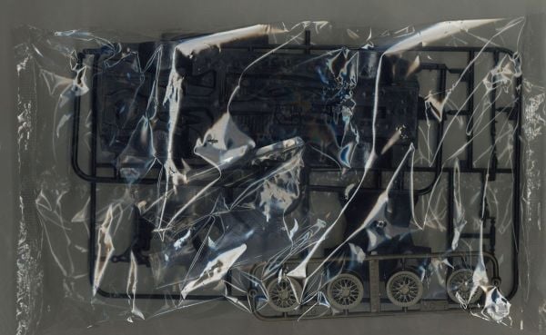 1/24 Mine's BNR34 Skyline GT-R '02(Nissan)