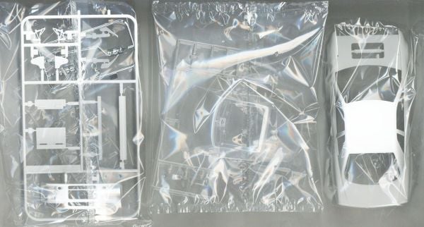 1/24 MCR　BNR34 Skyline GT-R '02（Nissan）