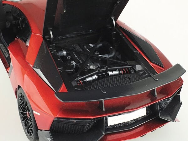 1/24 '15 Lamborghini Aventador SV