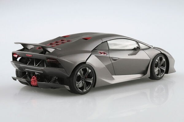 1/24 ’10 Lamborghini Sesto Elemento