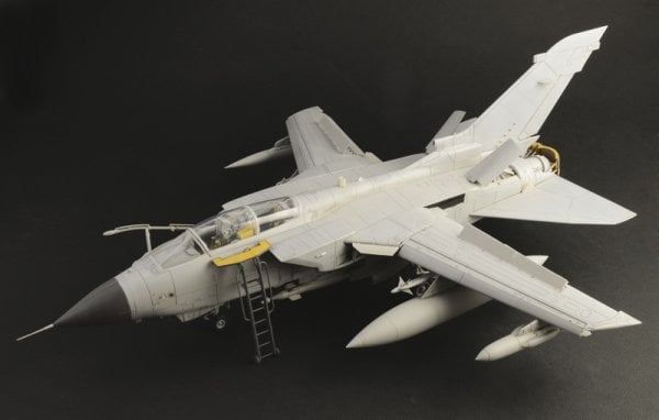 1/32   TORNADO GR. 4