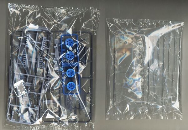 1/24 '76 Wolf Countach Version 2