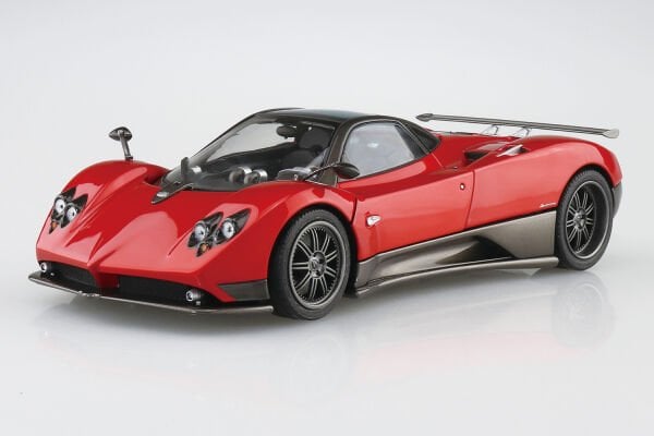 1/24 '05 Pagani Zonda F